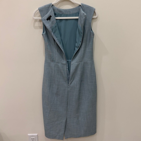 Ann Taylor Petite Blue Sleeveless Wrap-Style Sheath Dress with Tie Waist - Picture 4 of 6